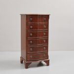 1068 4469 CHEST OF DRAWERS